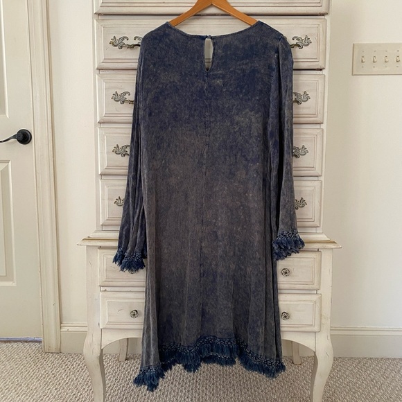 Vici Blue Long Sleeve Dress - Picture 2 of 3